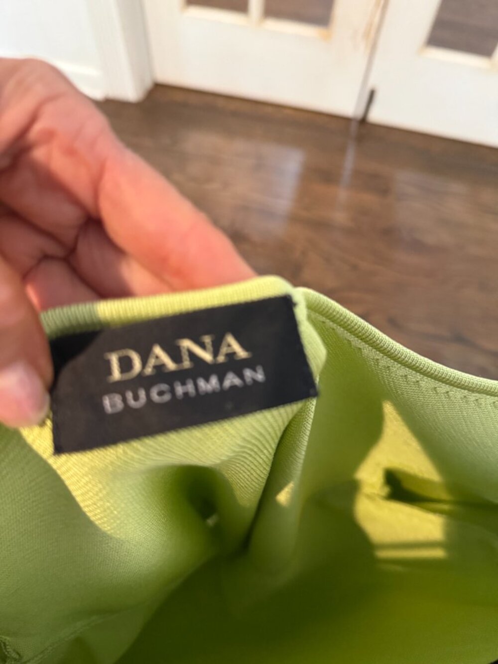 Dana Buchman long sleeve chartreuse sweater - Picture 3 of 3